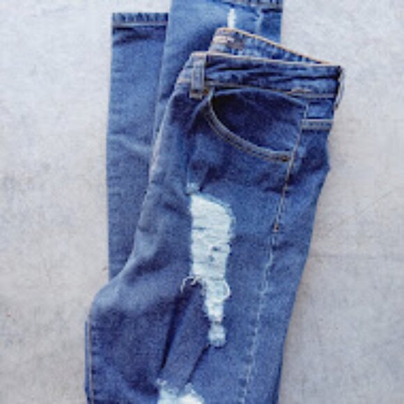 High Waisted Size 11 Distressed Blue Jeans Y2k Skinney Stretchy Ripped Denim - Picture 6 of 12